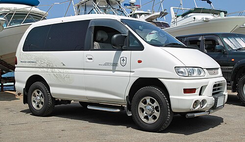 Mitsubishi Space Gear