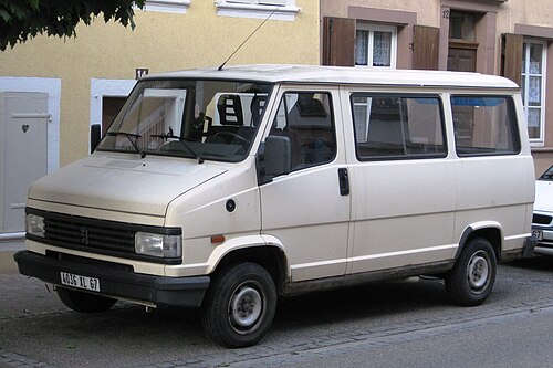 Peugeot J5